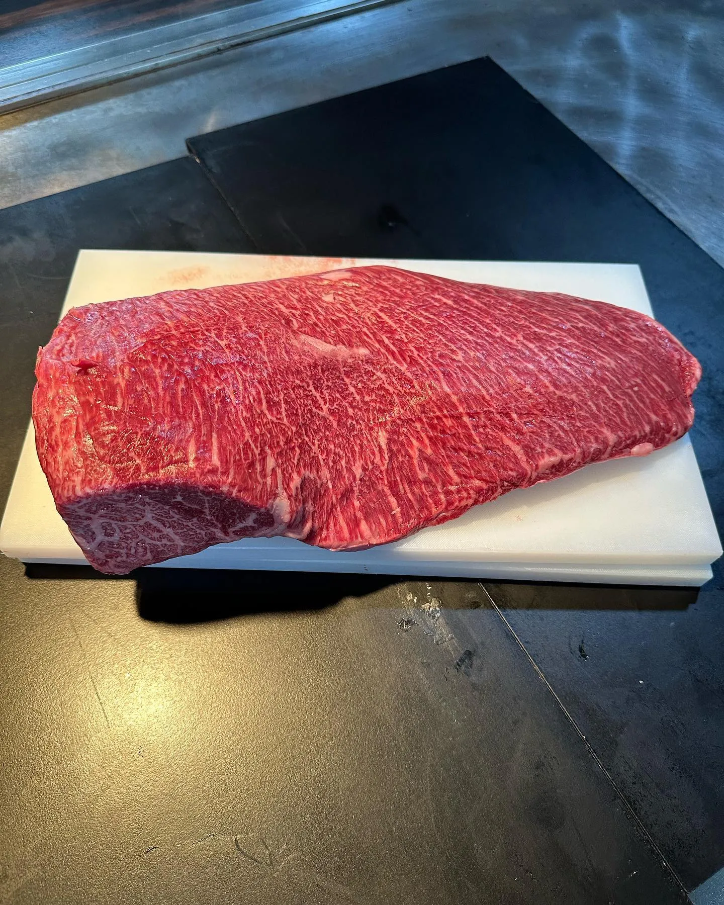 【牛ステーキ】